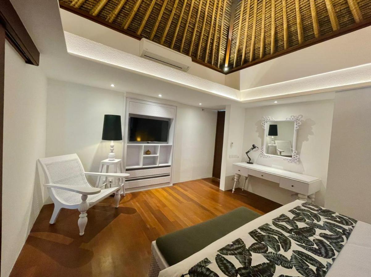 Calm Villa Seminyak Exterior foto