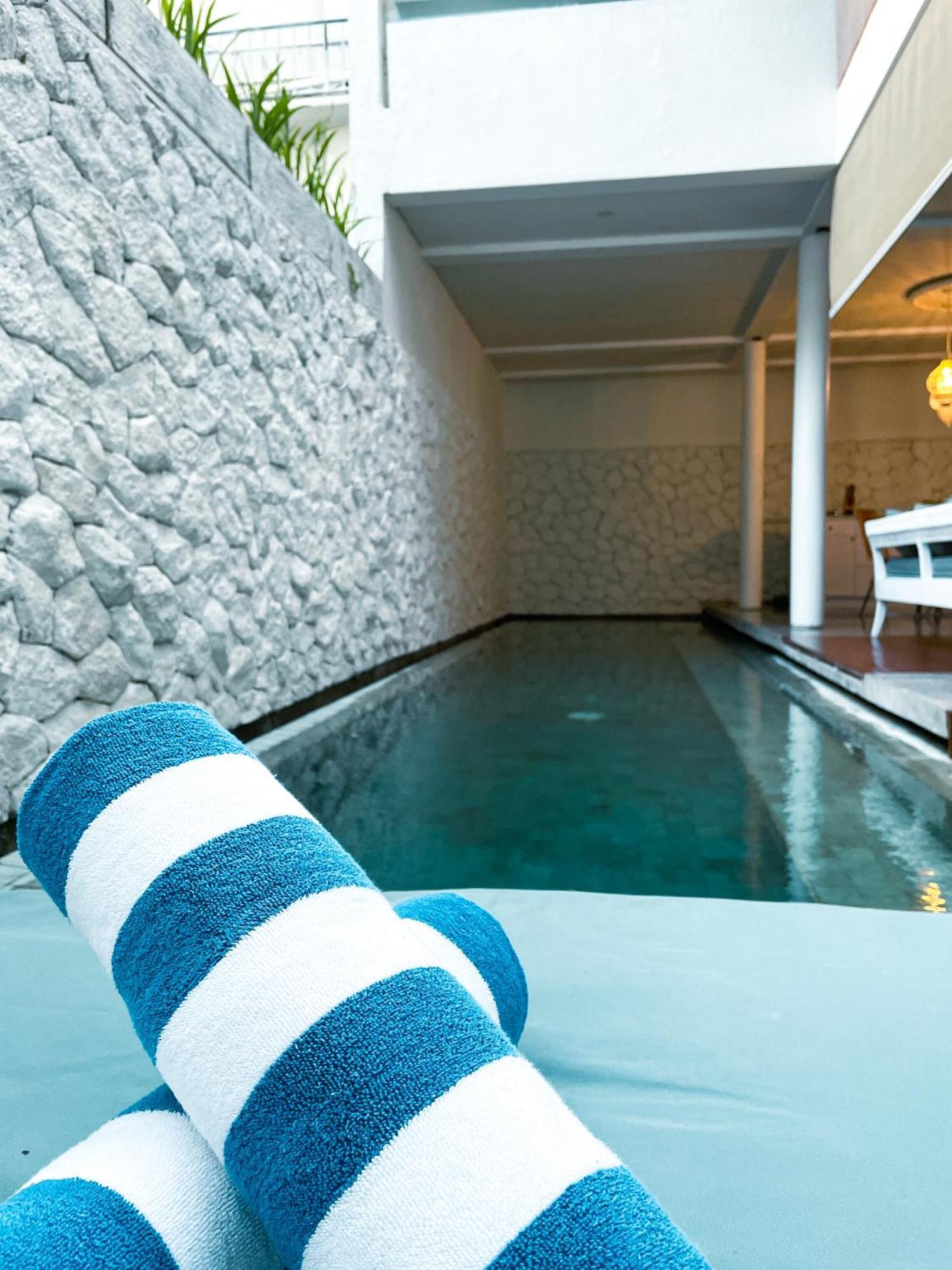 Calm Villa Seminyak Exterior foto